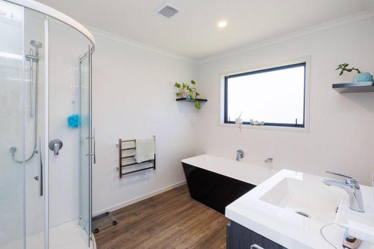 Photo of property in 14 George Street, Bulls, 4818