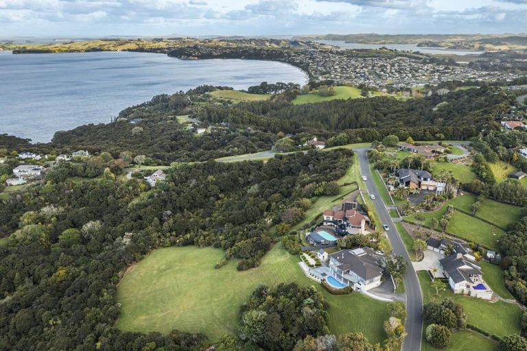 Photo of property in 4 Kotare Place, Sandspit, Warkworth, 0982