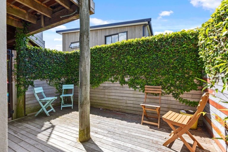 Photo of property in 143a Oceanview Road, Mount Maunganui, 3116