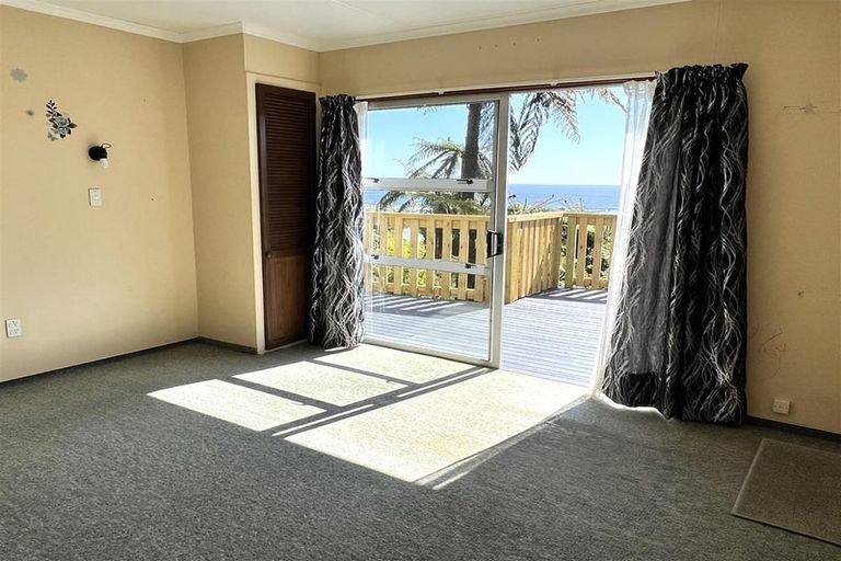 Photo of property in 20 Weenink Road, Karoro, Greymouth, 7805