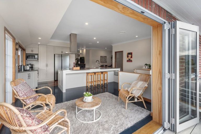 Photo of property in 13 Punga Grove Avenue, Riverside, Whangarei, 0112