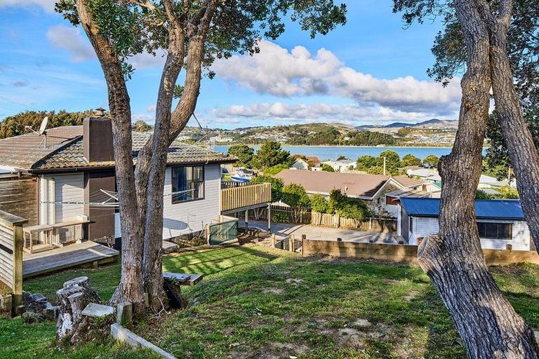 Photo of property in 91 Waiuta Street, Titahi Bay, Porirua, 5022