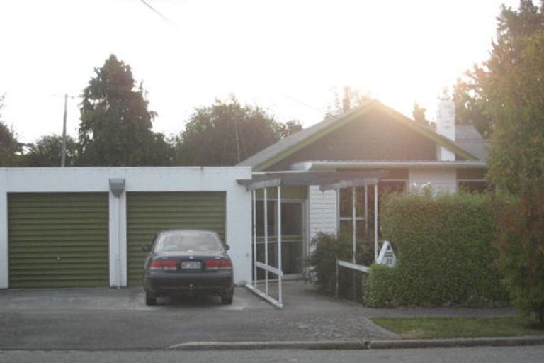Photo of property in 21 Holmes Street, Holmes Hill, Oamaru, 9401