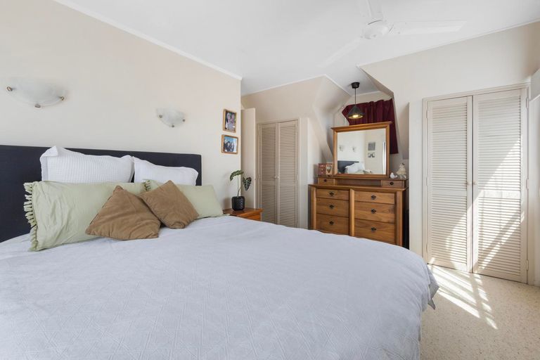 Photo of property in 48 Chaucer Street, Leamington, Cambridge, 3432