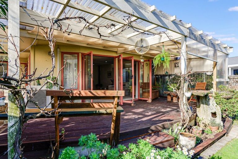 Photo of property in 18 Moreland Avenue, Pukete, Hamilton, 3200