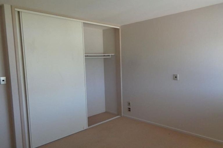 Photo of property in 8/103 Swanson Road, Henderson, Auckland, 0610