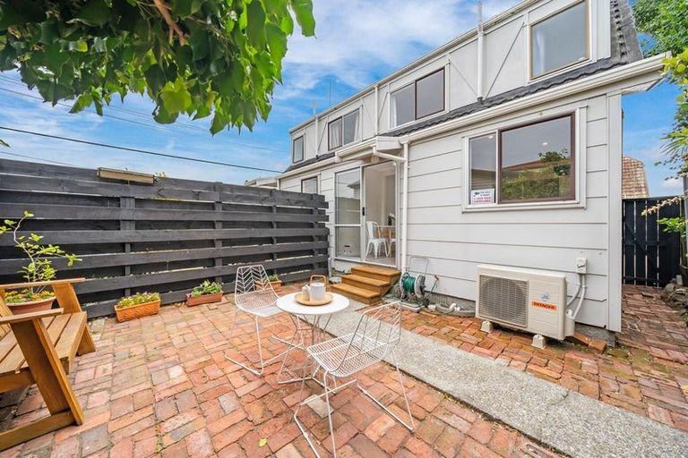 Photo of property in 2/6 Richmond Street, Petone, Lower Hutt, 5012