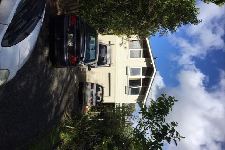 Photo of property in 2 Churchouse Road, Greenhithe, Auckland, 0632