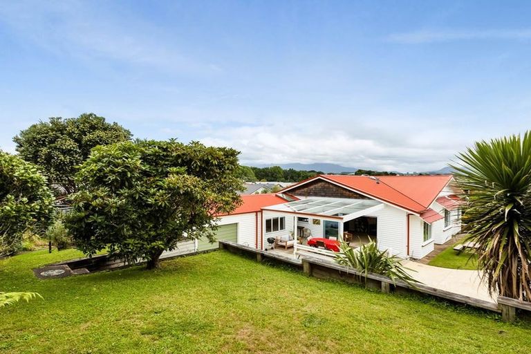 Photo of property in 4 Price Street, Westown, New Plymouth, 4310