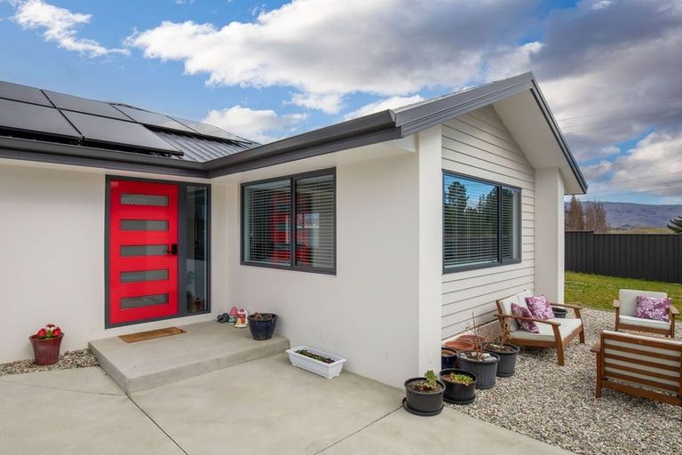 Photo of property in 10 Sequoia Close, Alexandra, 9320