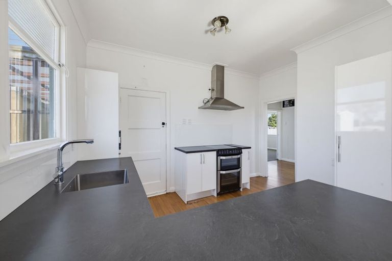 Photo of property in 403 Carrington Street, Upper Vogeltown, New Plymouth, 4310