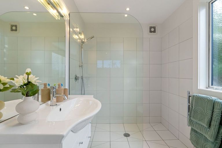 Photo of property in 67 Roseneath Terrace, Roseneath, Wellington, 6011