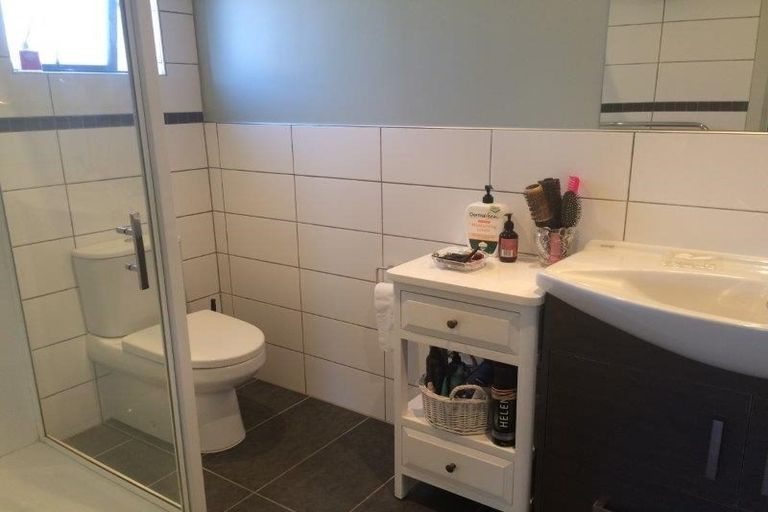 Photo of property in 83a Kings Drive, Wanaka, 9305