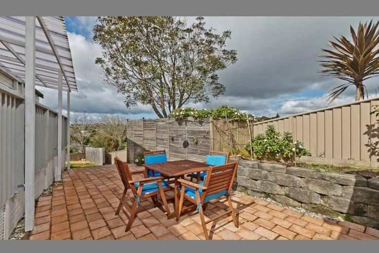 Photo of property in 20 Orton Street, Glenfield, Auckland, 0627