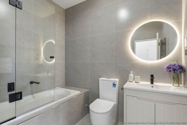 Photo of property in 12 Taukahiwi Road, Pukekohe, 2120