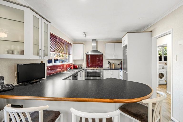 Photo of property in 18 Tisch Place, Belfast, Christchurch, 8051