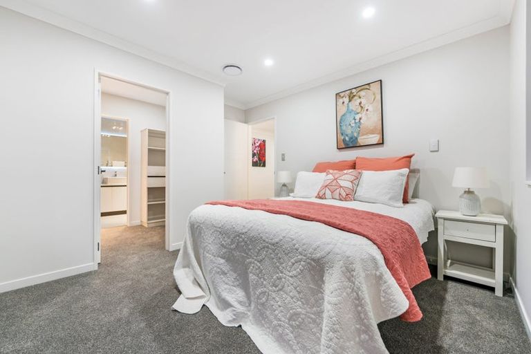 Photo of property in 21 Black Shed Road, Flat Bush, Auckland, 2019