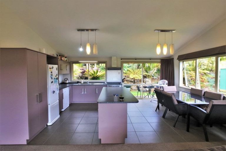Photo of property in 121d Waimate North Road, Kerikeri, 0293