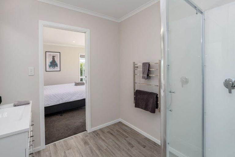 Photo of property in 18 Tuscan Lane, Martinborough, 5711