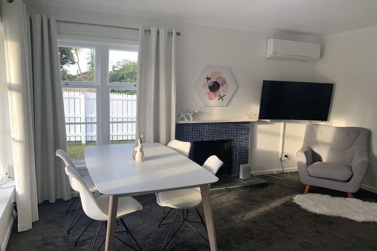 Photo of property in 3a Stanhope Road, Mount Wellington, Auckland, 1051