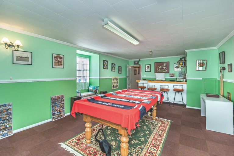 Photo of property in 2 Avon Street, Levin, 5510