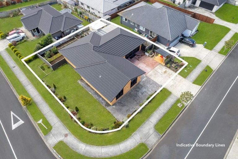 Photo of property in 2 Harry Richards Way, Pokeno, 2402