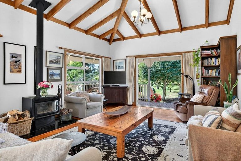 Photo of property in 41 Oxford Street, Martinborough, 5711