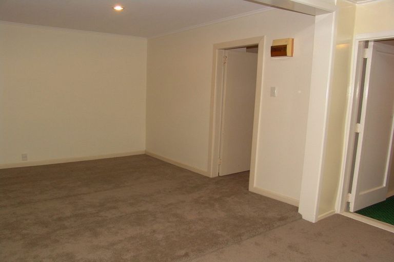 Photo of property in 44 Brandon Road, Glen Eden, Auckland, 0602