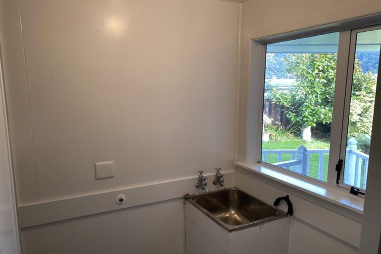 Photo of property in 11 Momona Street, Wainuiomata, Lower Hutt, 5014