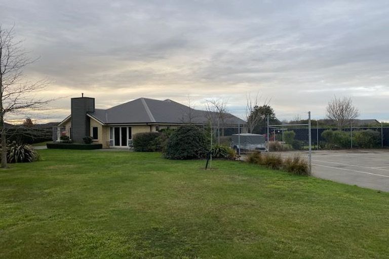 Photo of property in 8 Rossington Drive, West Melton, 7618