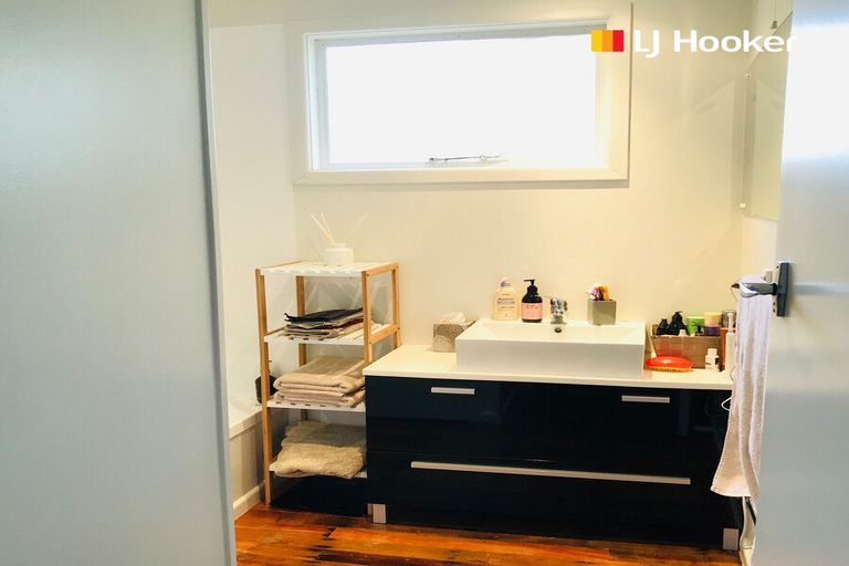 Photo of property in 1/48 Hawthorn Avenue, Mornington, Dunedin, 9011