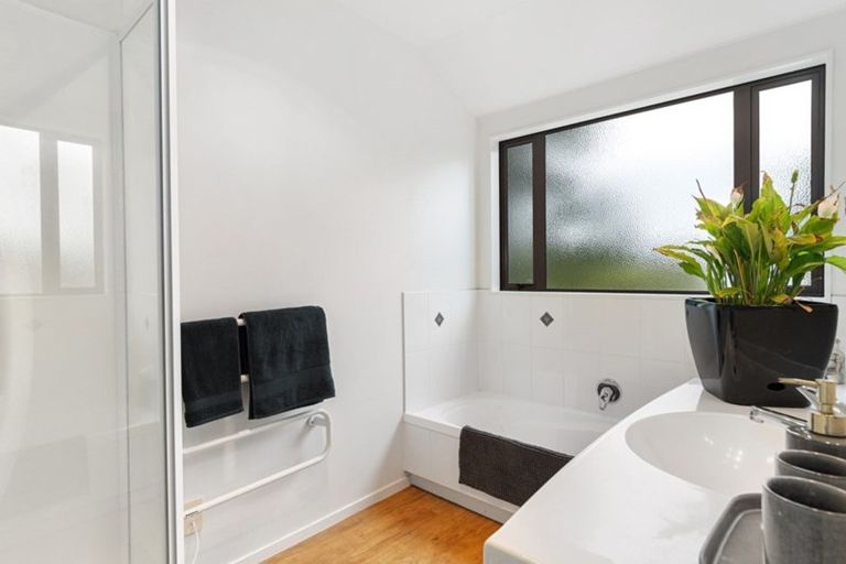 Photo of property in 30 Marire Drive, Ohauiti, Tauranga, 3112