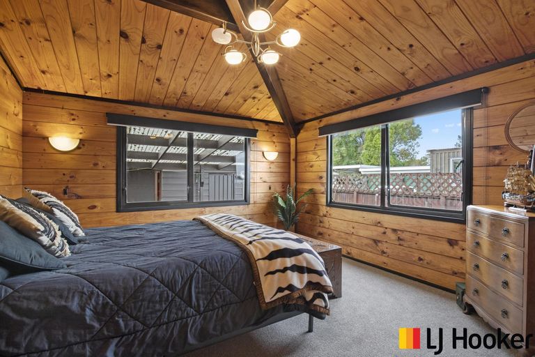 Photo of property in 22 Rangiwhea Road, Waiuku, 2123