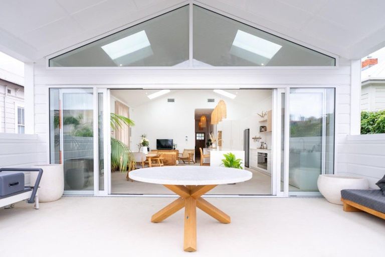 Photo of property in 62 Campbell Street, Palmerston North, 4410