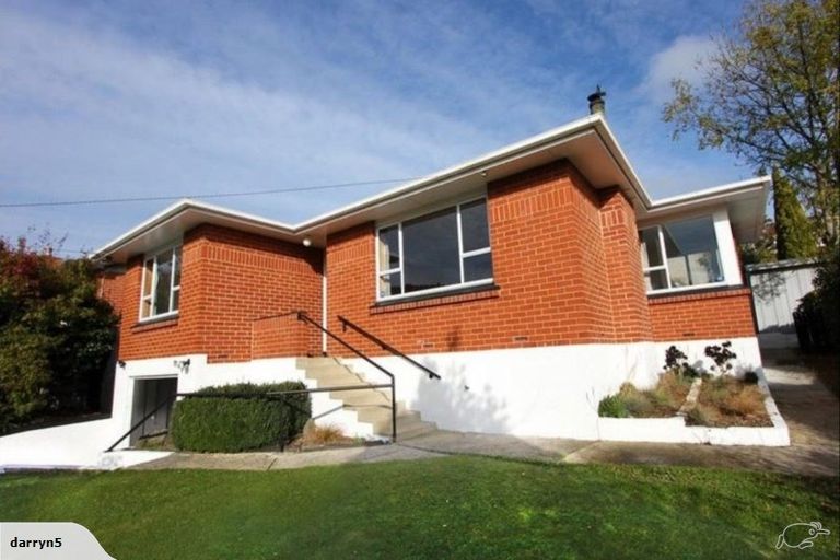 Photo of property in 23 Elwyn Crescent, Green Island, Dunedin, 9018