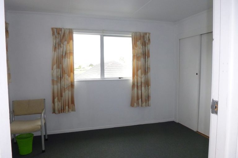 Photo of property in 732 Tremaine Avenue, Palmerston North, 4414