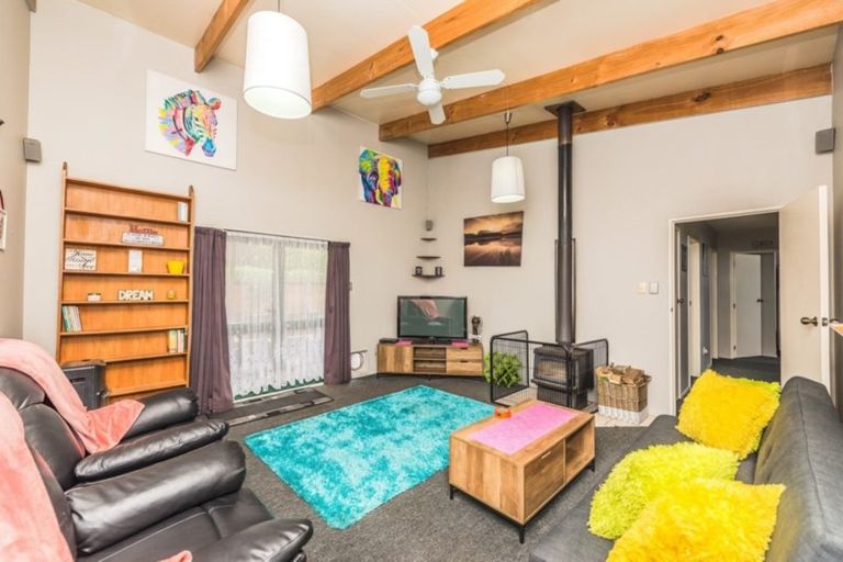 Photo of property in 7 Waitote Street, Castlecliff, Whanganui, 4501