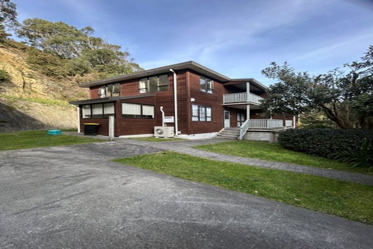 Photo of property in 20 Melrose Road, Island Bay, Wellington, 6023