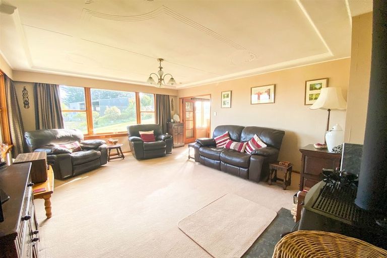 Photo of property in 25 Main Road, Maheno, Oamaru, 9495