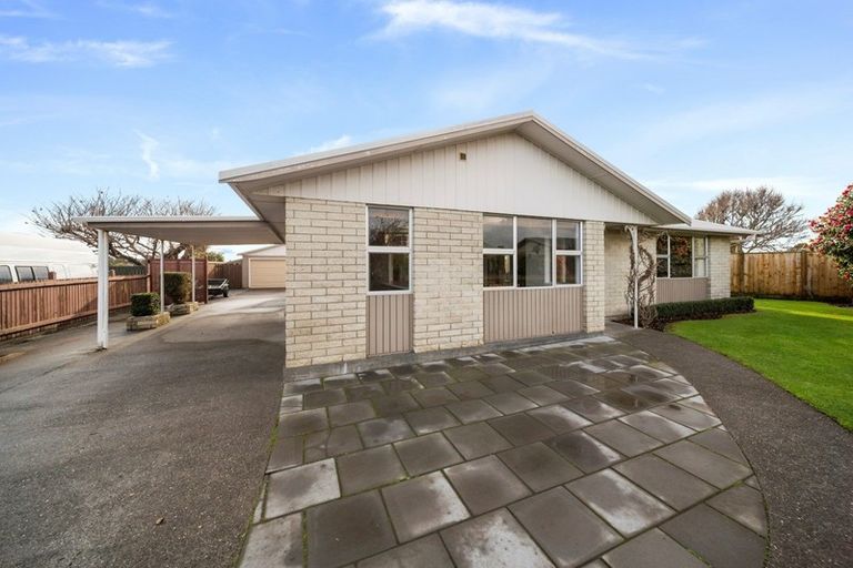 Photo of property in 12 Green Lane, Hawera, 4610