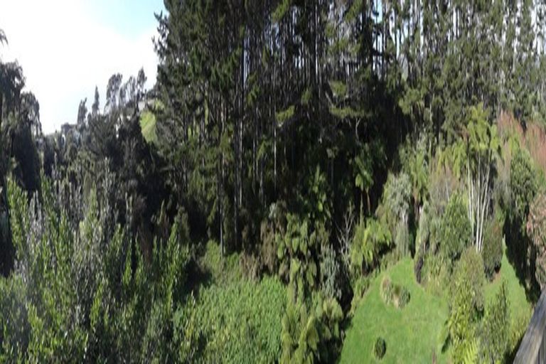 Photo of property in 15 Linda Street, Oakura, 4314