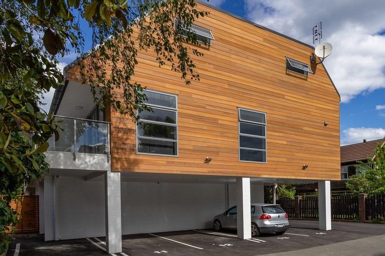 Photo of property in 12/432 Great King Street, North Dunedin, Dunedin, 9016