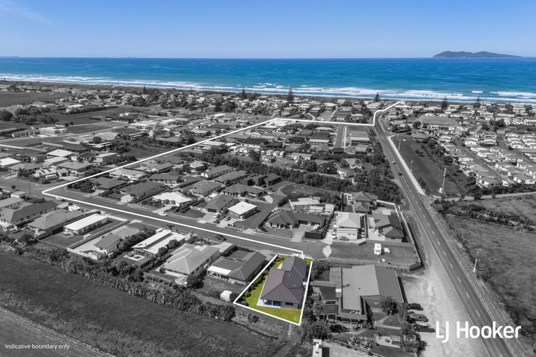 Photo of property in 11 Reel Road, Athenree, Waihi Beach, 3611