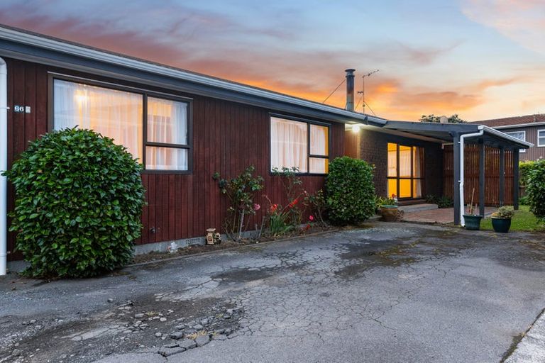 Photo of property in 66c Main Road, Titahi Bay, Porirua, 5022