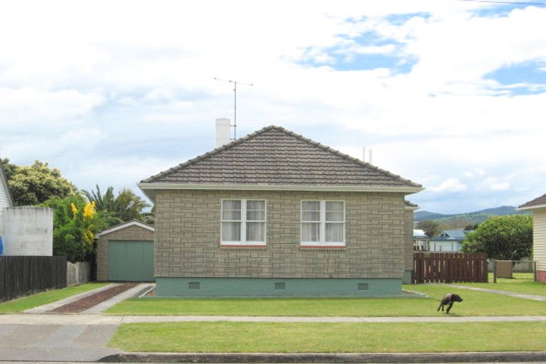 Photo of property in 39 Anzac Street, Gisborne, 4010