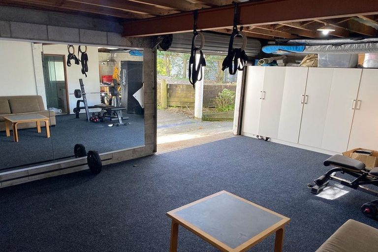 Photo of property in 3 Mason Street, New Lynn, Auckland, 0600