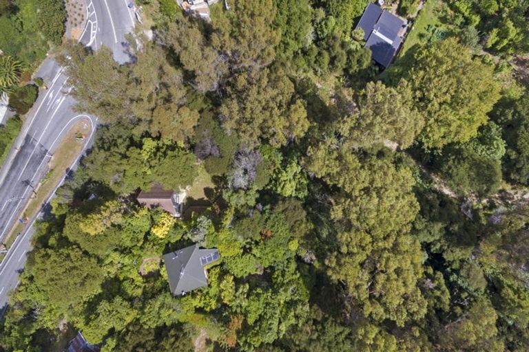 Photo of property in 1101 Dyers Pass Road, Governors Bay, Lyttelton, 8971