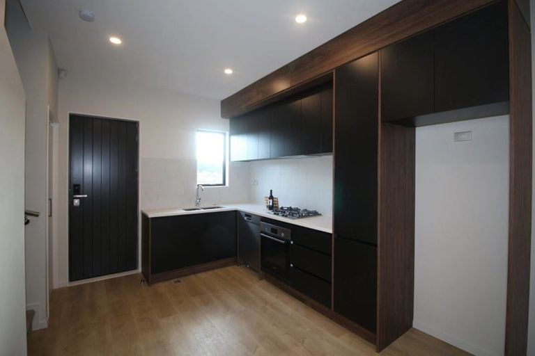 Photo of property in 18 Picturesque Drive, Flat Bush, Auckland, 2019