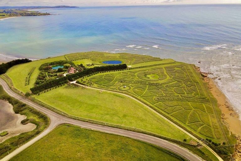 Photo of property in 964 Waianakarua Road, Herbert, 9495