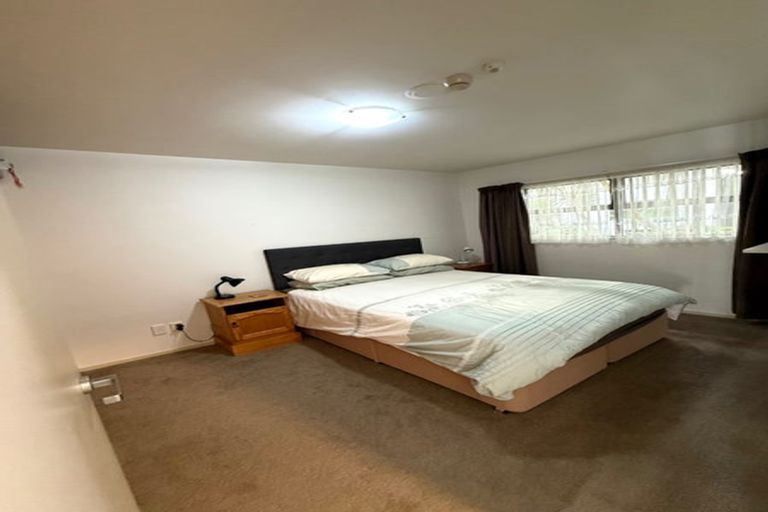 Photo of property in 3/124 Stancombe Road, Flat Bush, Auckland, 2016